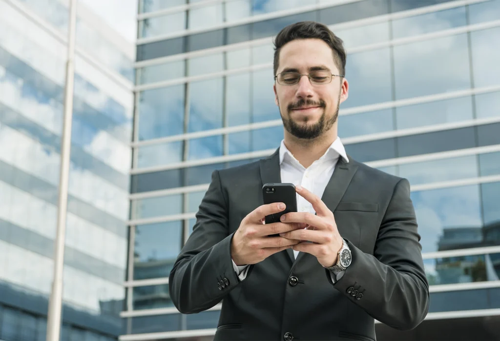Como o corretor de imóveis deve se posicionar para ganhar a credibilidade do cliente