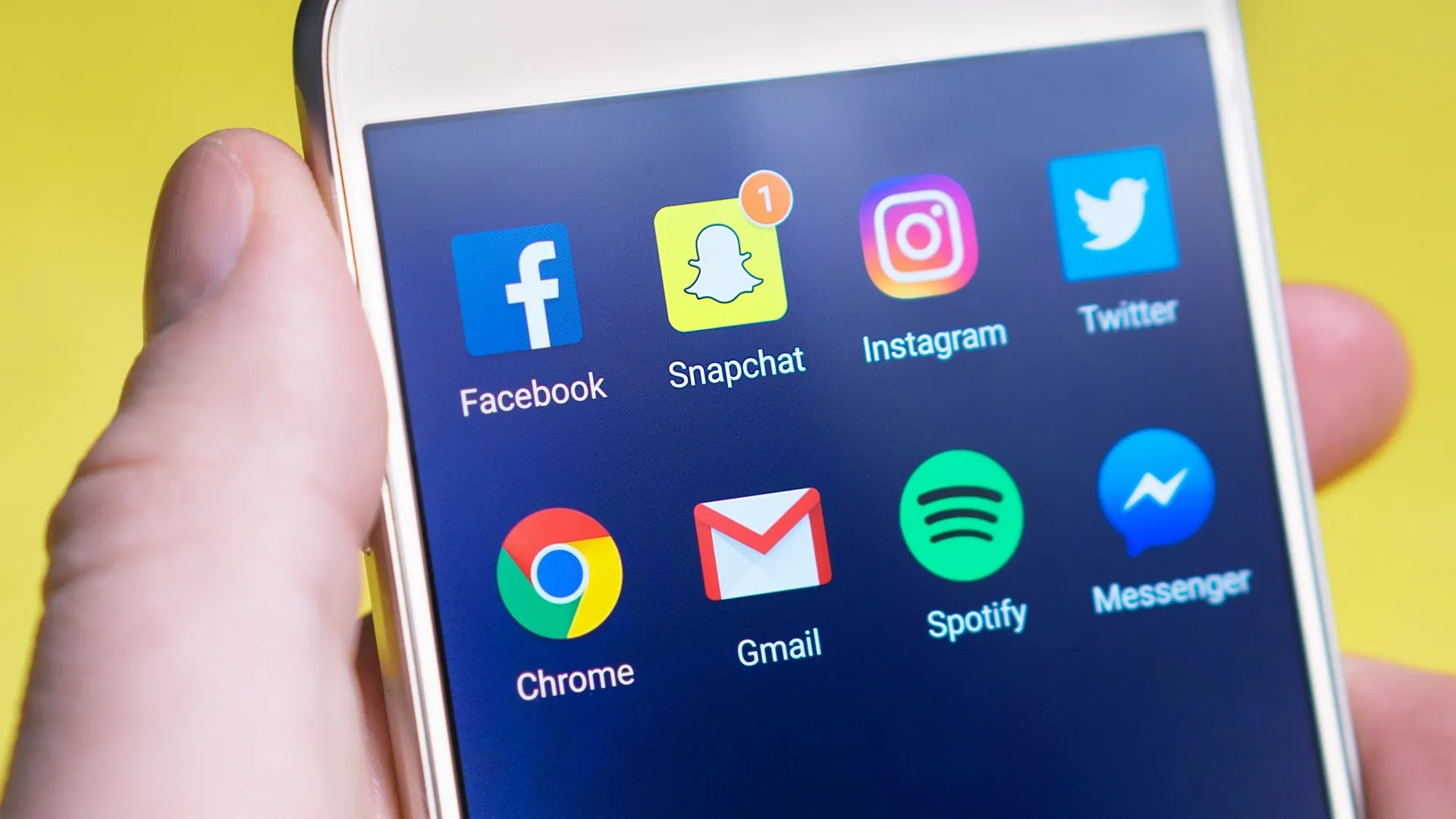 Como sua imobiliária deve se comportar nas redes sociais Como sua imobiliária deve se comportar nas redes sociais