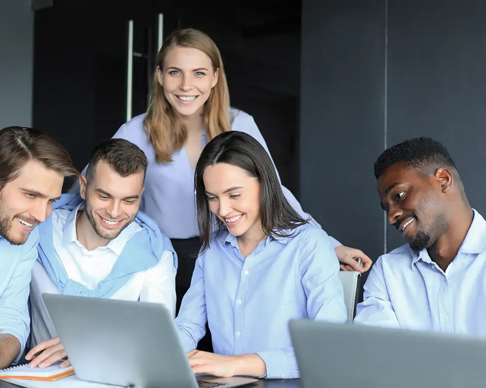 Cursos para Corretores de Imóveis: Como ter uma equipe engajada Cursos para Corretores de Imóveis: Como ter uma equipe engajada